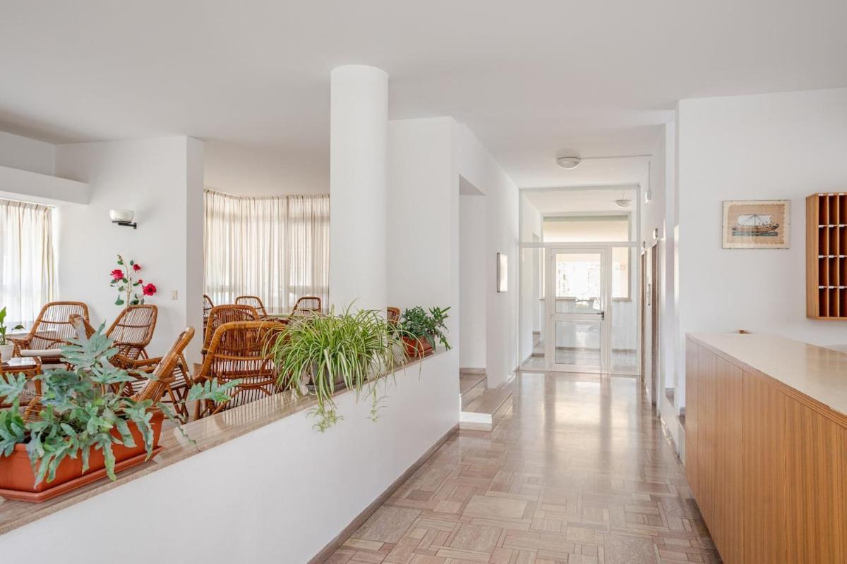 Skyline Lignano Apartment Lignano Sabbiadoro Luaran gambar